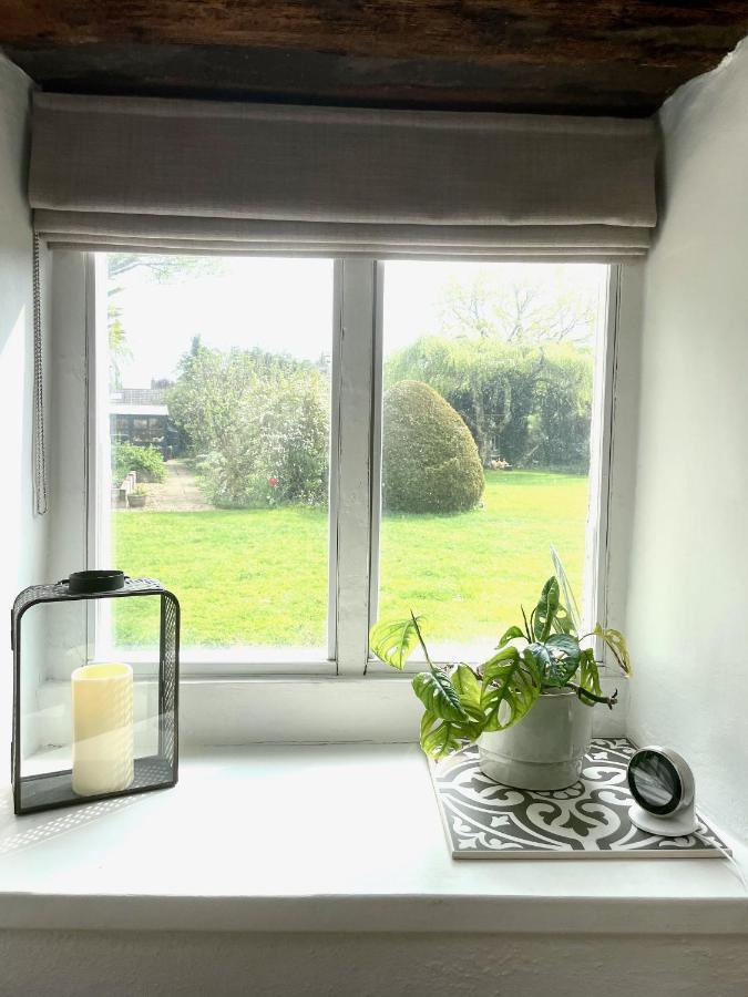 Beautiful Self-Contained Cotswolds Barn Villa Yatton Keynell ภายนอก รูปภาพ